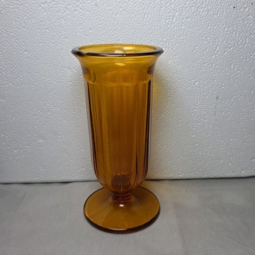 Vintage Imperial Old Williamsburg Amber Parfait Glass‎
